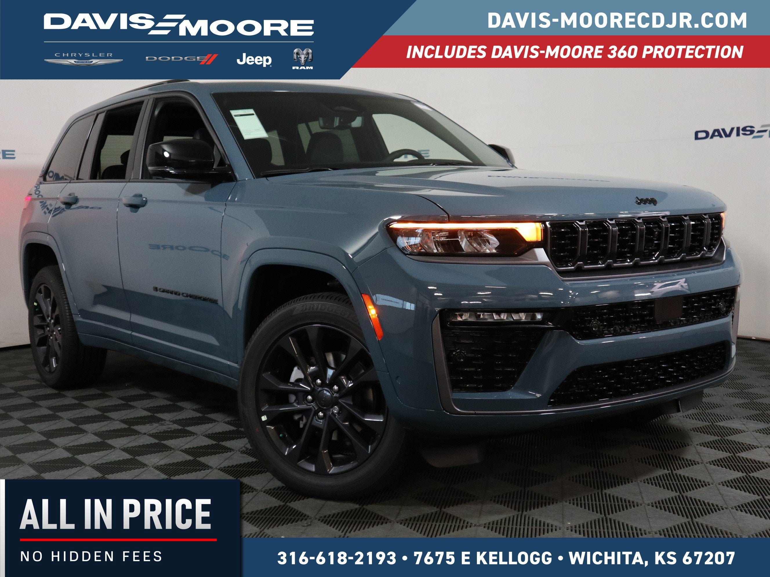 2026 Jeep Grand Cherokee Limited Reserve 4x4 in Steel Blue — front three-quarter view