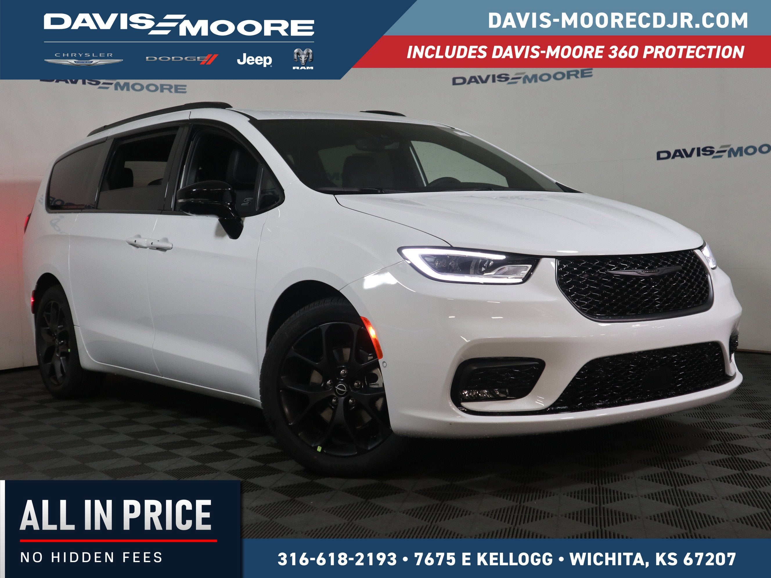 2026 Chrysler Pacifica Select in Bright White Clearcoat — front three-quarter view
