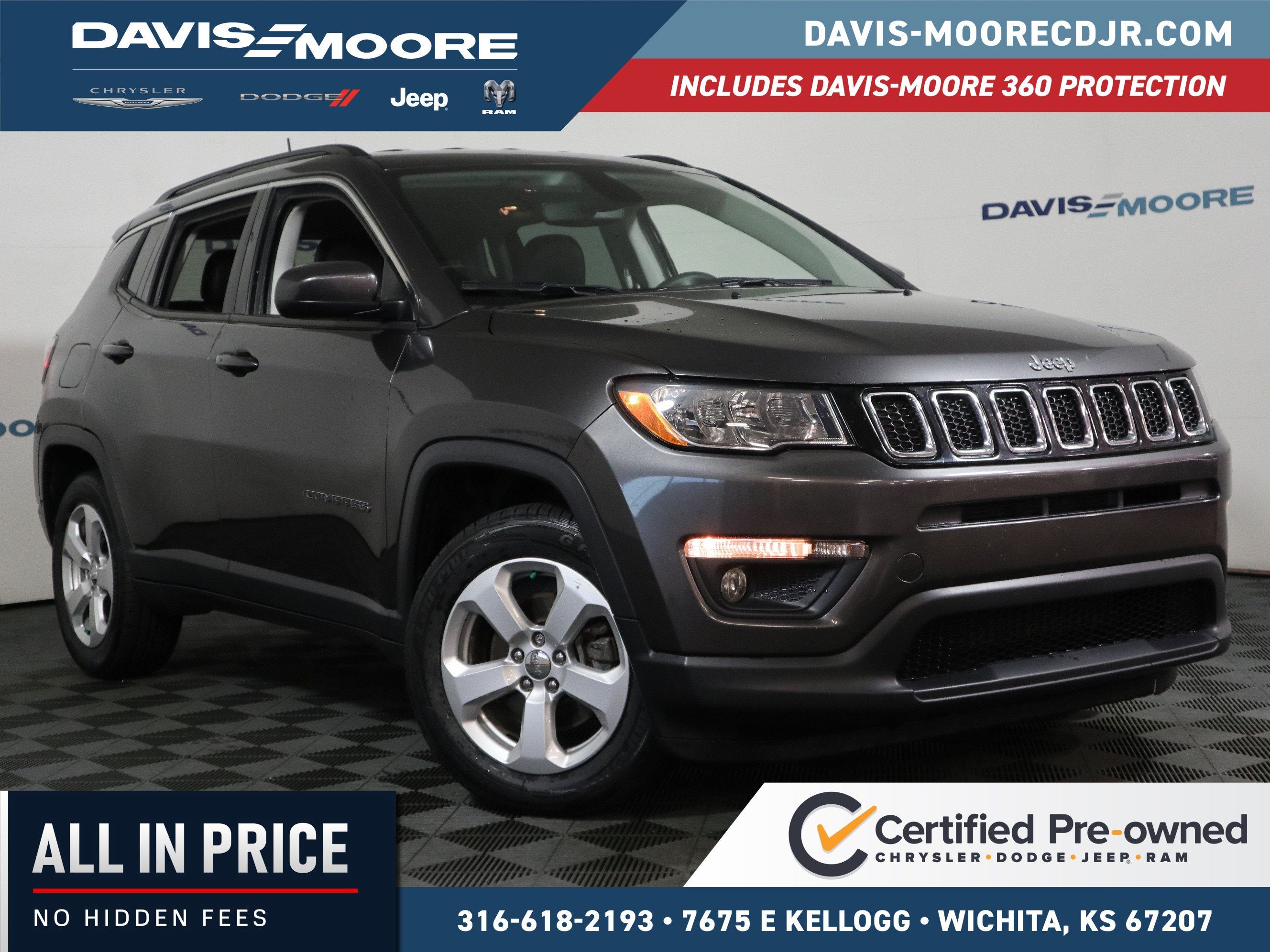 2021 Jeep Compass Latitude in Granite Crystal Metallic Clearcoat — front three-quarter view