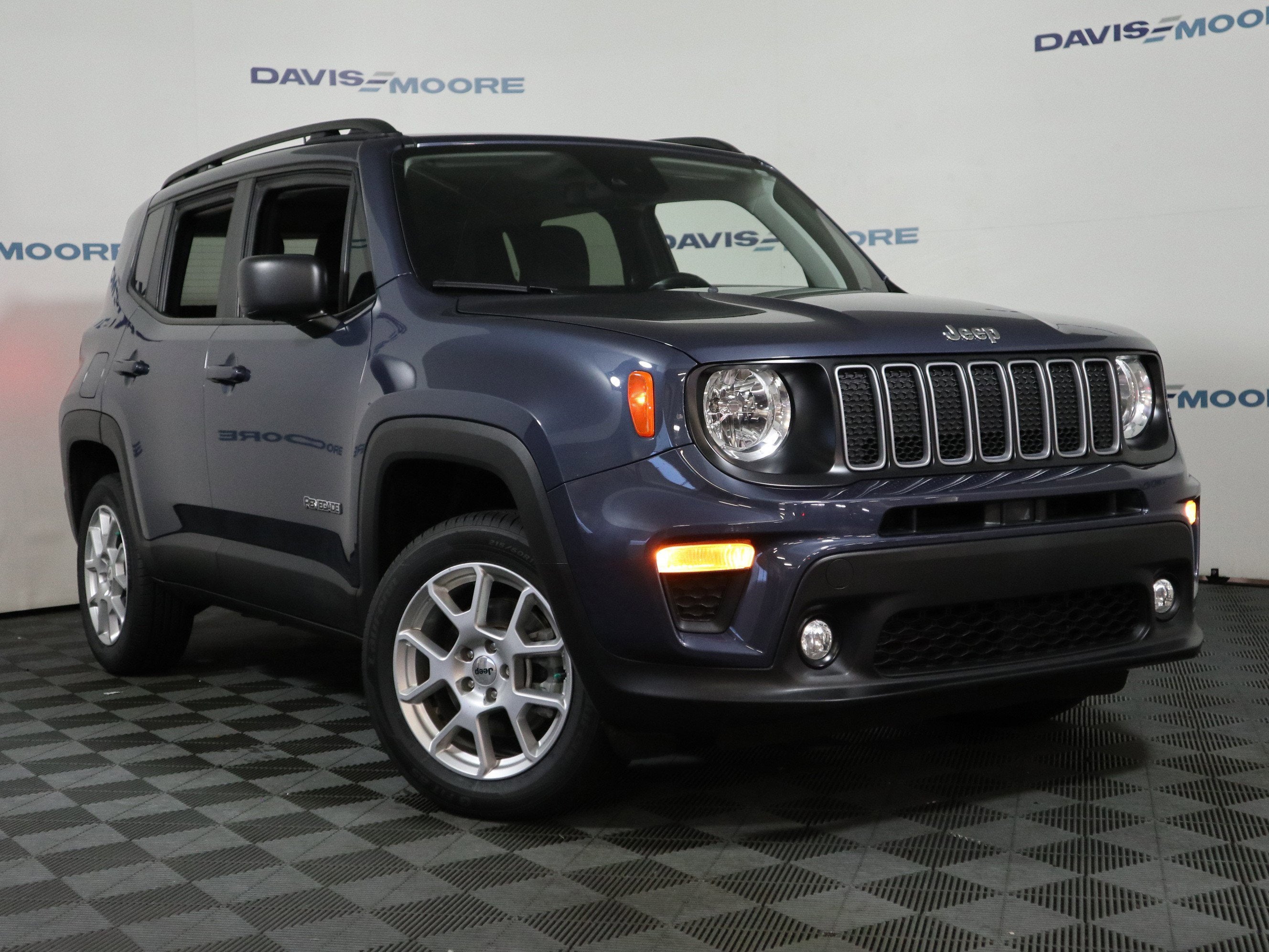 2023 Jeep Renegade — side profile view