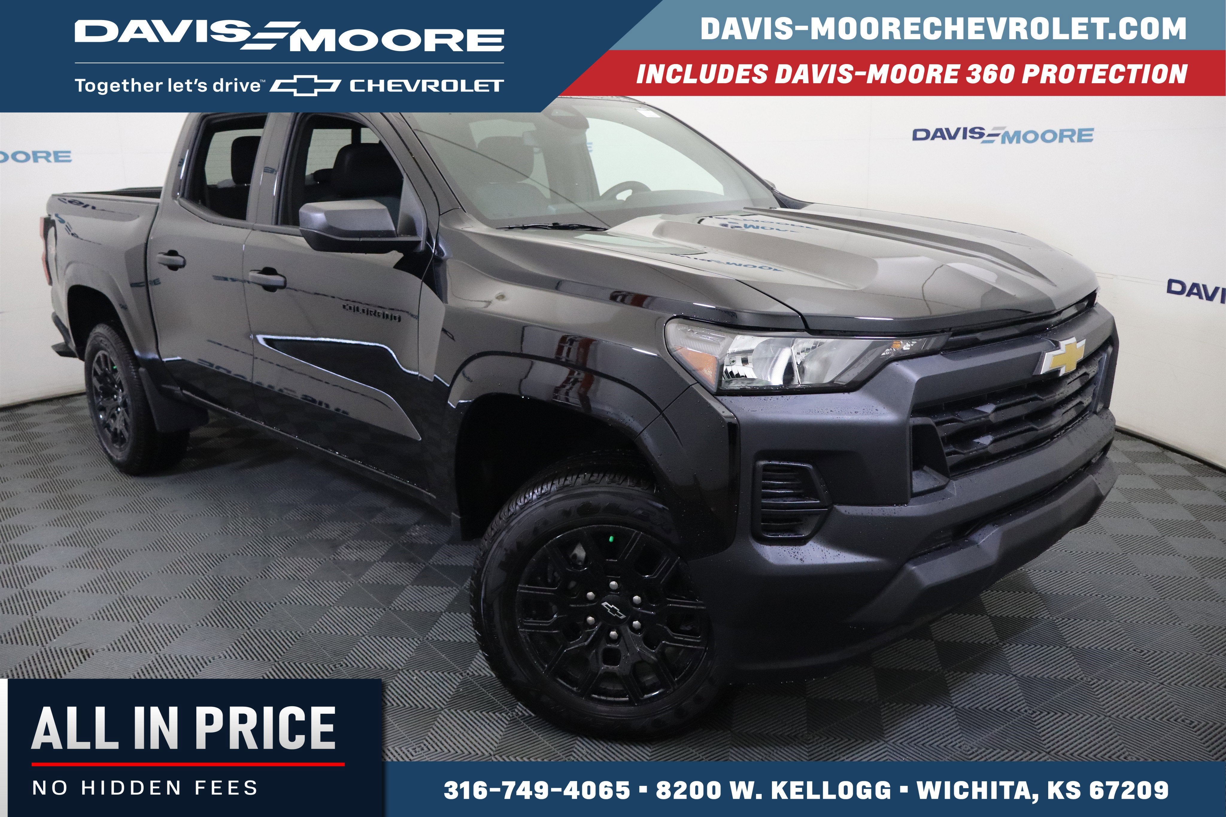 2026 Chevrolet Colorado 4WD Work Truck in Black — front three-quarter view