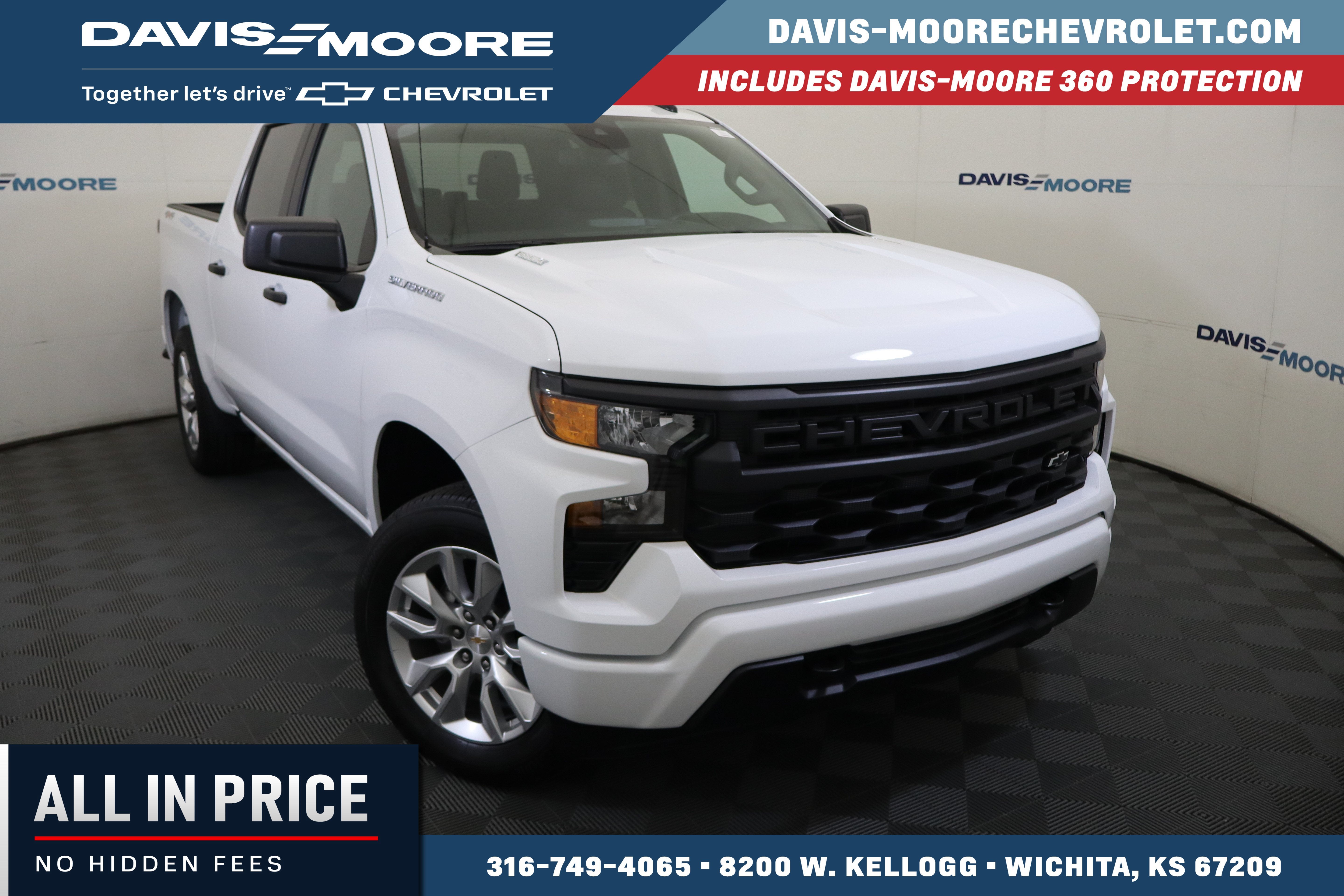 2026 Chevrolet Silverado 1500 Custom Crew Cab 4WD in Summit White — front three-quarter view