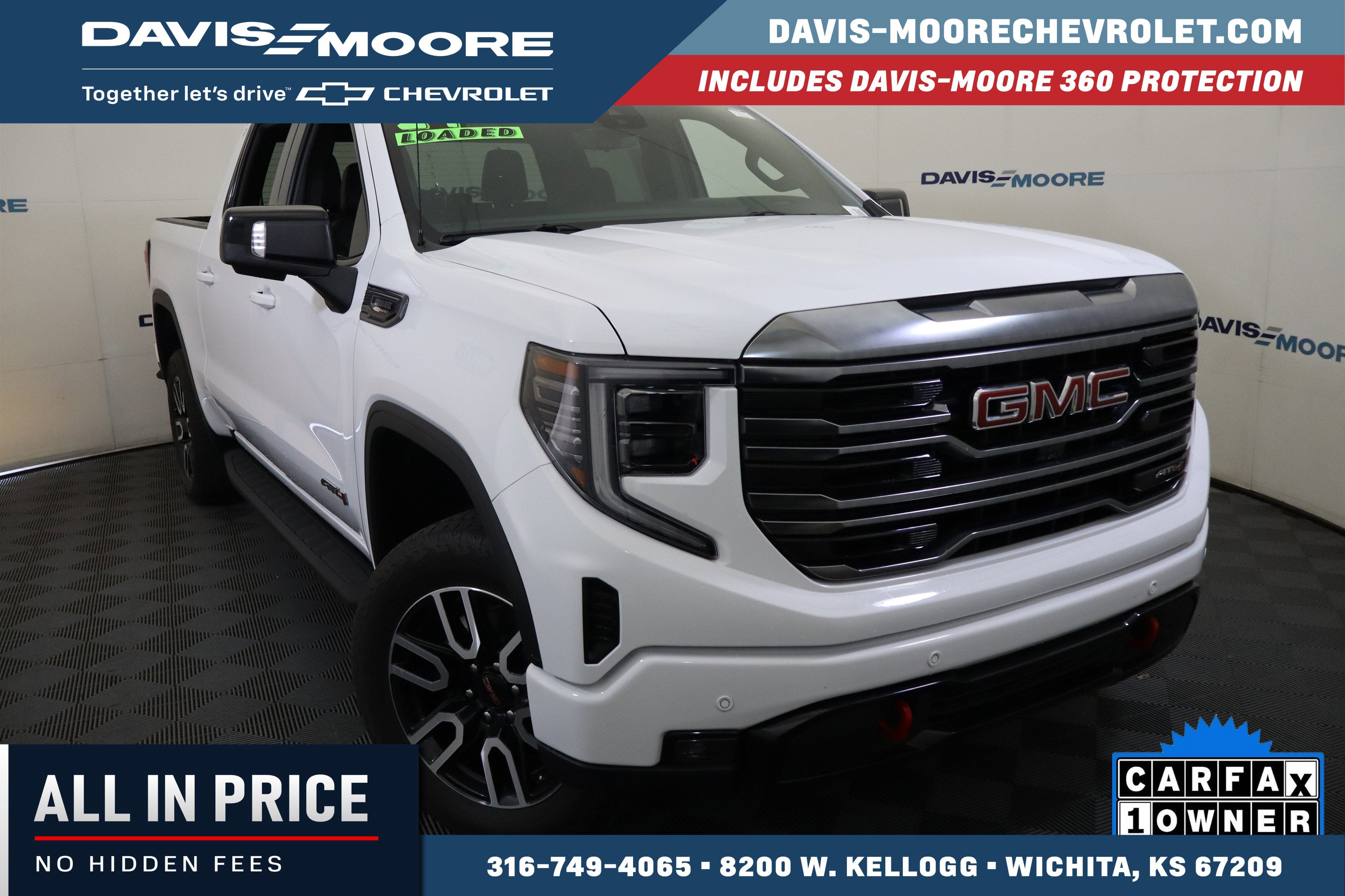 2024 GMC Sierra 1500 AT4 Crew Cab 4WD in Summit White — front three-quarter view