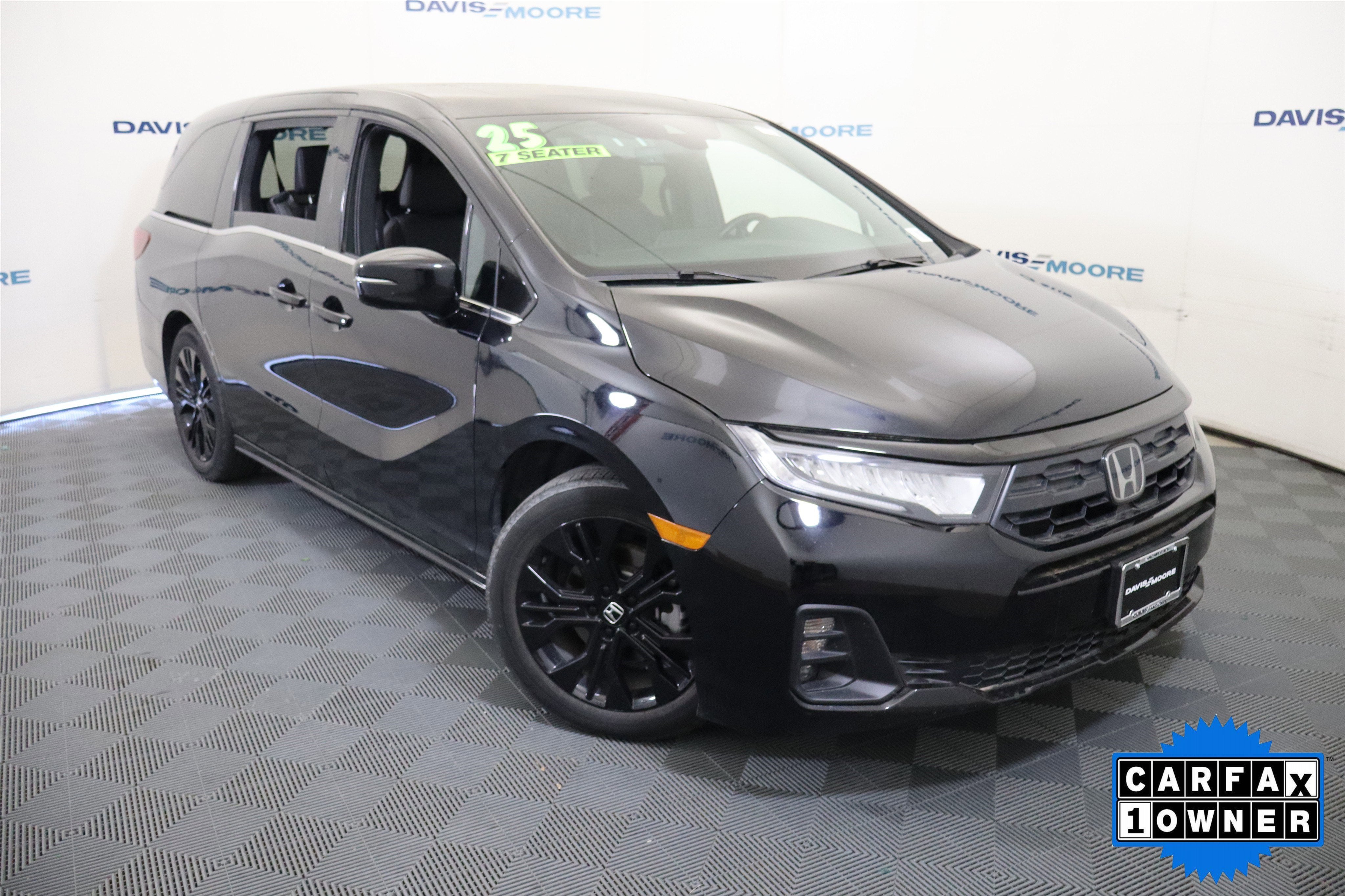 2025 Honda Odyssey — side profile view
